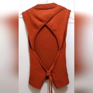 NWT Zara Rust Coloured Knit Halter Top With Back Cut-Outs + Back Tie